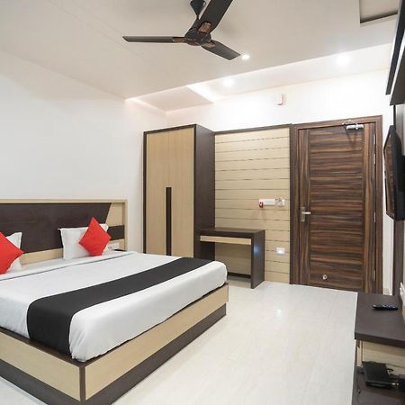Capital O 69415 Green View Resort Alīgarh Dış mekan fotoğraf