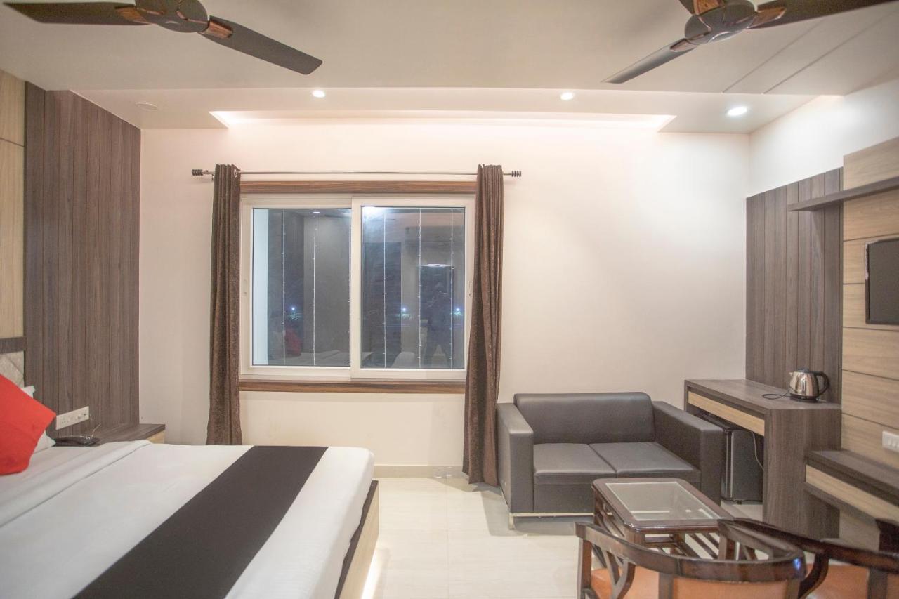 Capital O 69415 Green View Resort Alīgarh Dış mekan fotoğraf